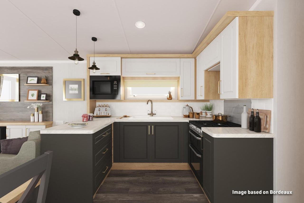 Maple Prestige Holiday Home Chapel Saint Leonards Ngoại thất bức ảnh